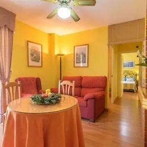 https://cozy-charming-apartment.es-andalucia.com